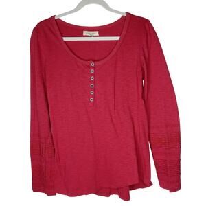 Black Swan Red Henley Knit Long Sleeve Shirt w/ Embellished Sleeves - L